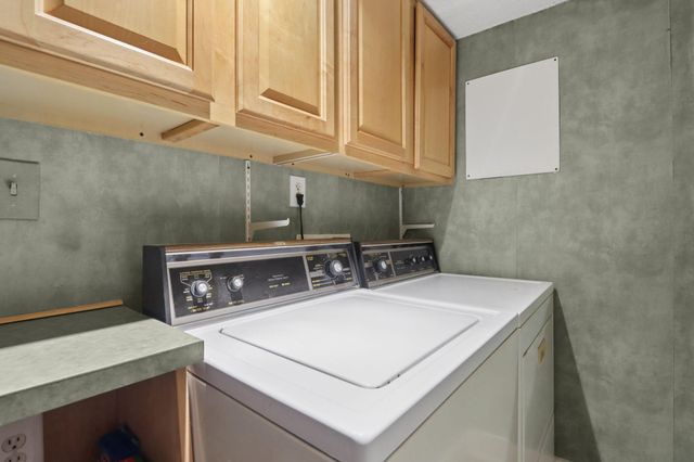 1218 Lake Shore, B, Columbus, OH 43204