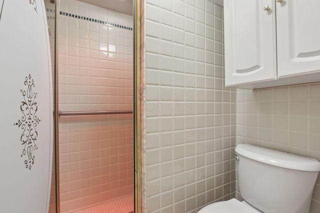 1218 Lake Shore, B, Columbus, OH 43204