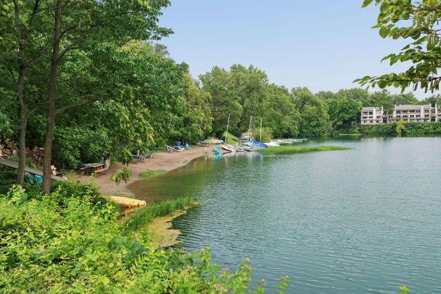 1218 Lake Shore, B, Columbus, OH 43204
