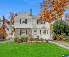 457 Rock Road, Glen Rock, NJ 07452