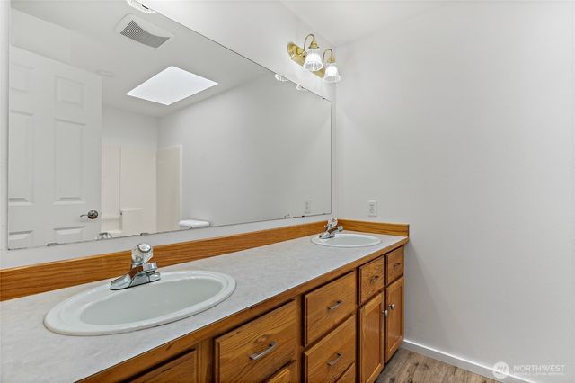 12042 31st Avenue NE, Seattle, WA 98125