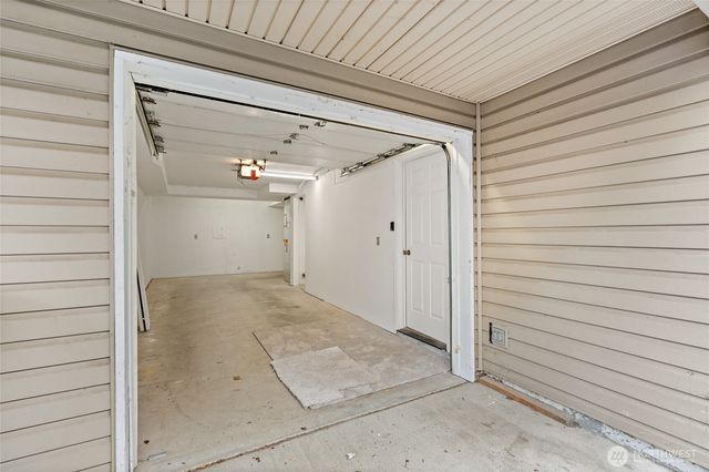 12042 31st Avenue NE, Seattle, WA 98125