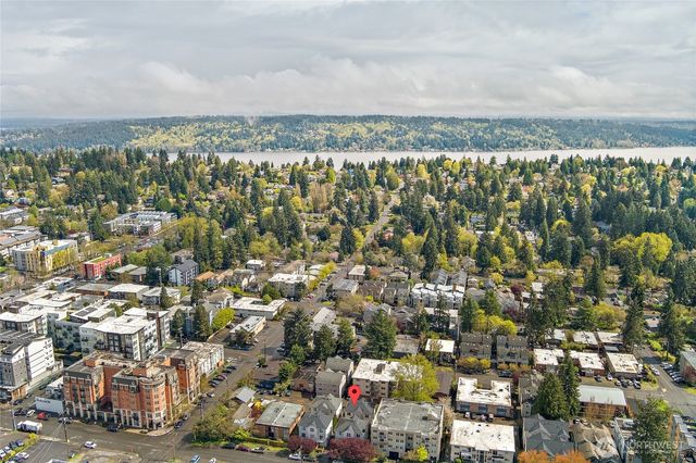 12042 31st Avenue NE, Seattle, WA 98125