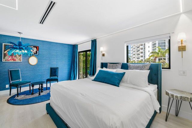 2724 N Ocean Boulevard, Fort Lauderdale, FL 33308