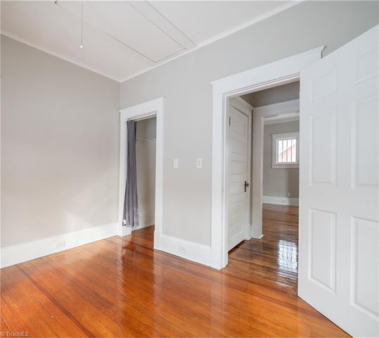 1012 Lexington Avenue, Greensboro, NC 27403