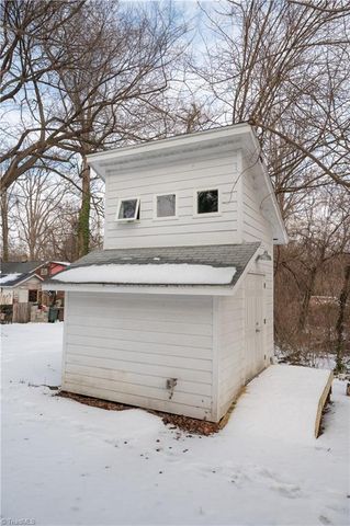 1012 Lexington Avenue, Greensboro, NC 27403