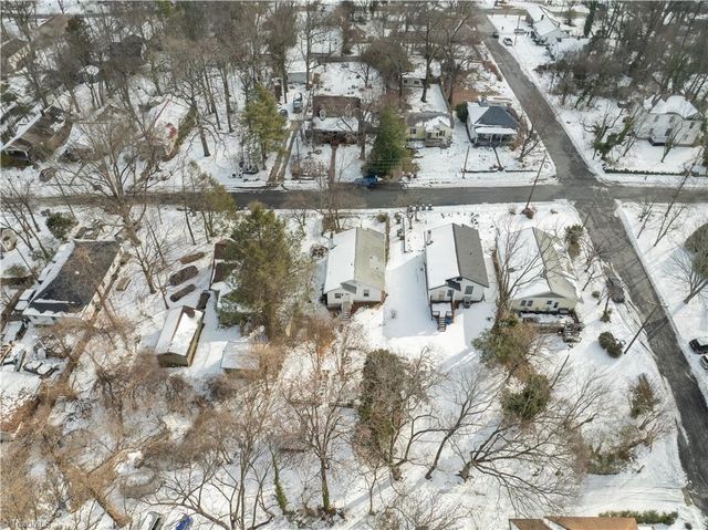 1012 Lexington Avenue, Greensboro, NC 27403