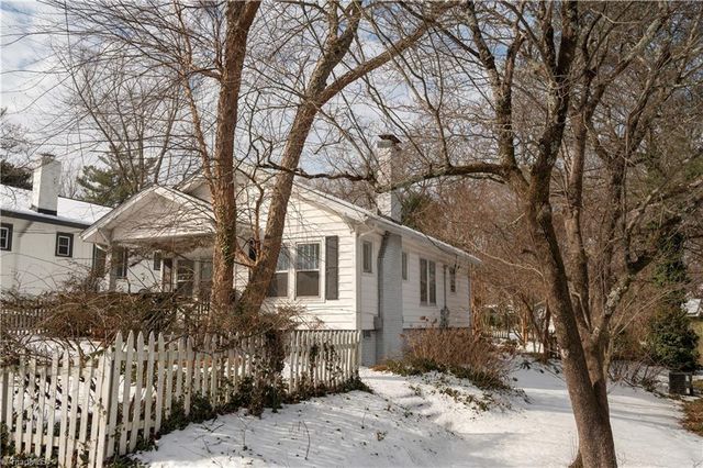 1012 Lexington Avenue, Greensboro, NC 27403