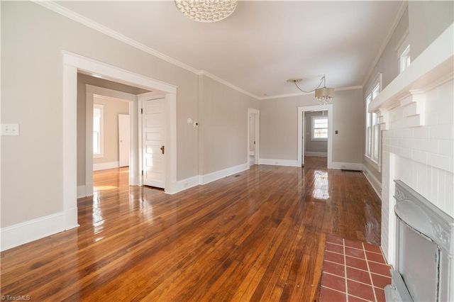 1012 Lexington Avenue, Greensboro, NC 27403