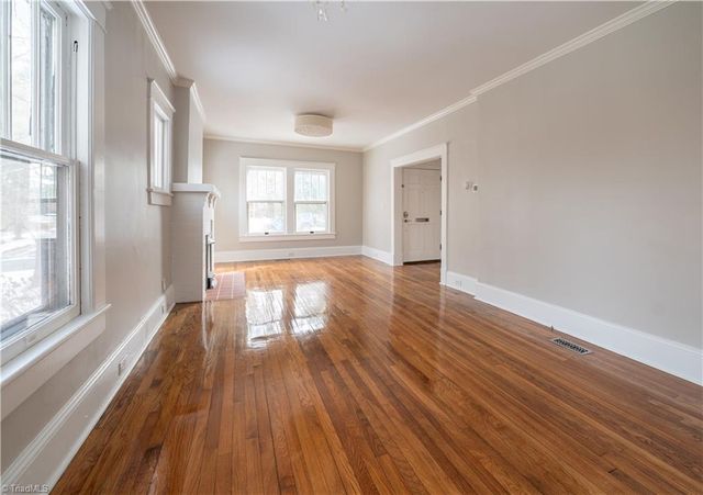 1012 Lexington Avenue, Greensboro, NC 27403