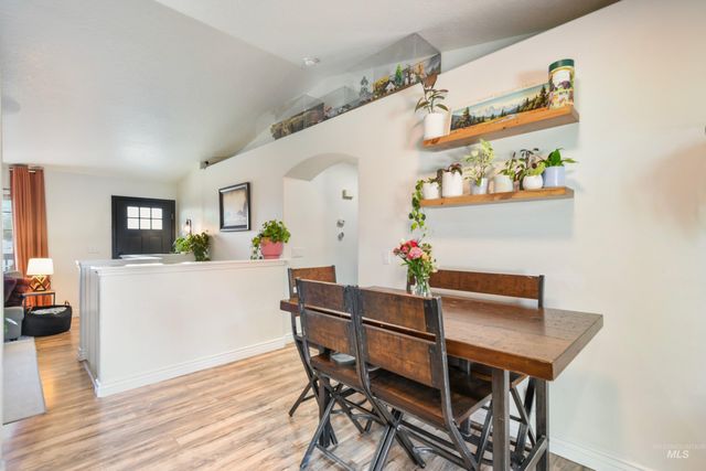 188 Cougar Ct, Nampa, ID 83686