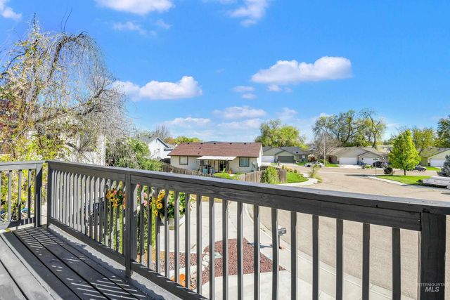 188 Cougar Ct, Nampa, ID 83686