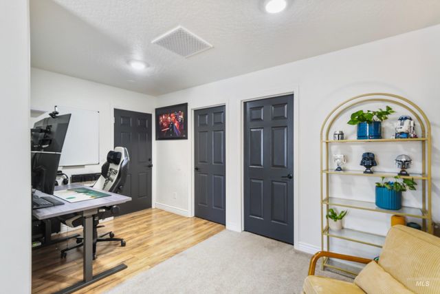 188 Cougar Ct, Nampa, ID 83686