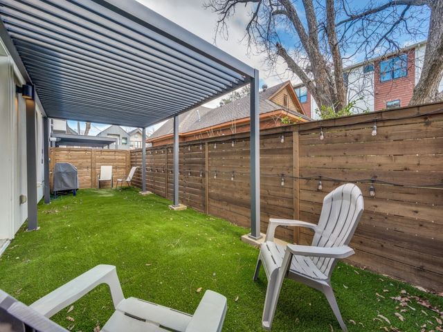 2315 Kirby Street B, Dallas, TX 75204