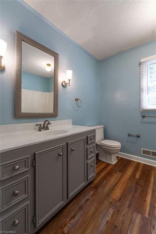 1486 Old Coach Road, Kernersville, NC 27284