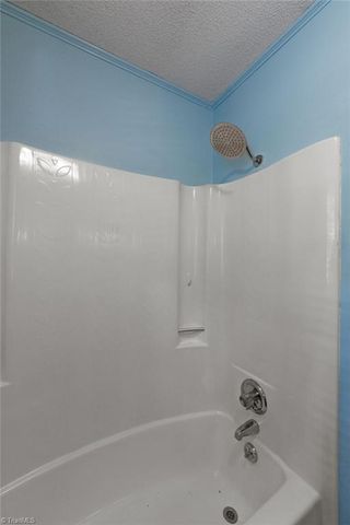 1486 Old Coach Road, Kernersville, NC 27284