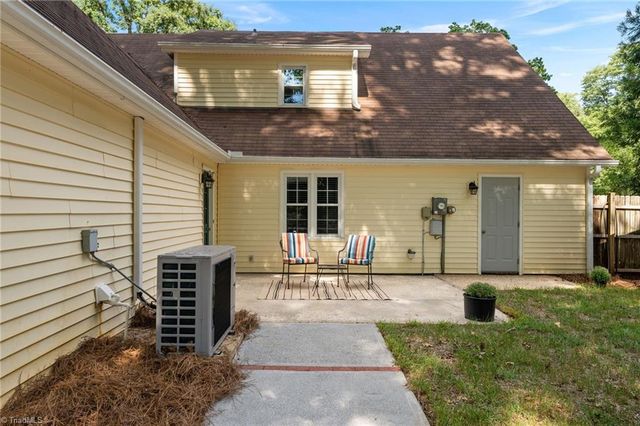 1486 Old Coach Road, Kernersville, NC 27284