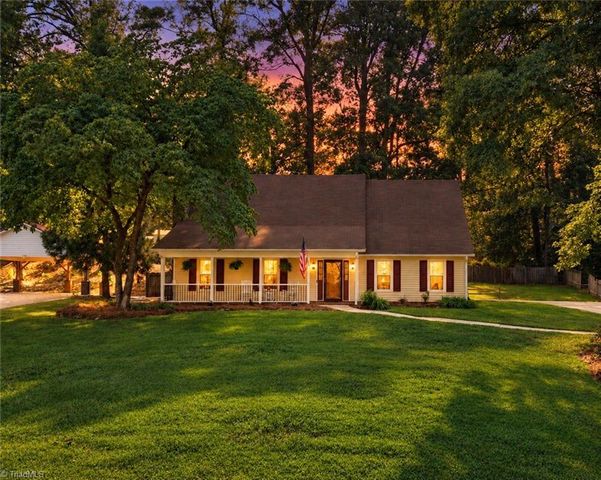 1486 Old Coach Road, Kernersville, NC 27284