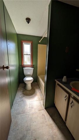 3653 County Highway 35, Middlefield, NY 13450