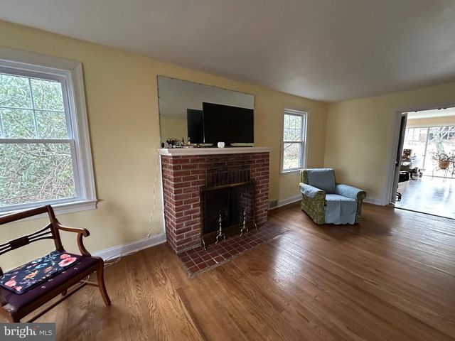 1950 TERWOOD RD, Huntingdon Valley, PA 19006