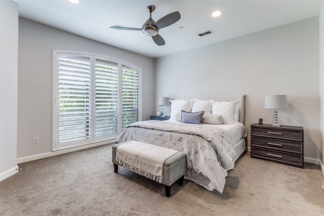 2411 N Hall Street 31, Dallas, TX 75204
