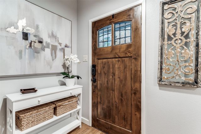 2411 N Hall Street 31, Dallas, TX 75204
