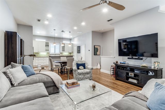 2411 N Hall Street 31, Dallas, TX 75204