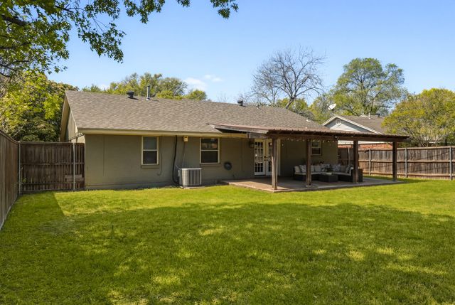 8536 Capri Drive, Dallas, TX 75238