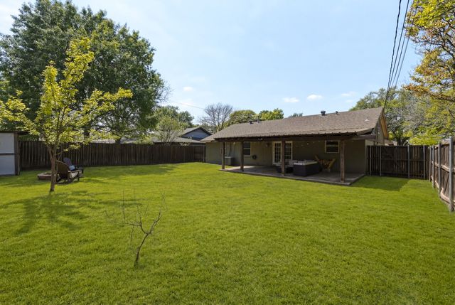 8536 Capri Drive, Dallas, TX 75238