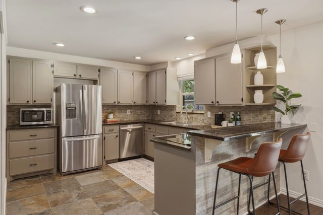 8536 Capri Drive, Dallas, TX 75238