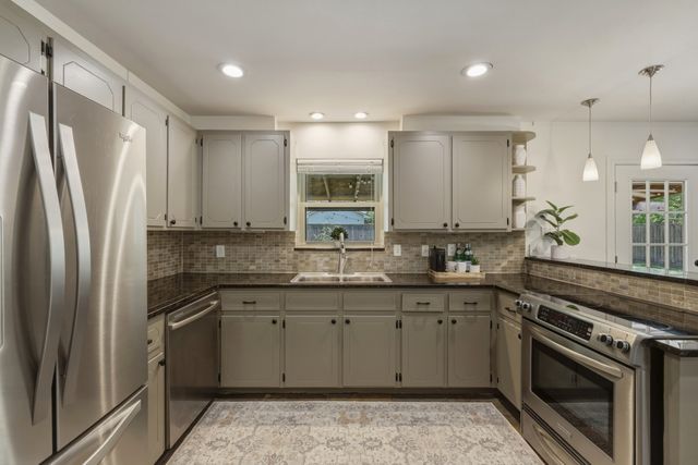 8536 Capri Drive, Dallas, TX 75238