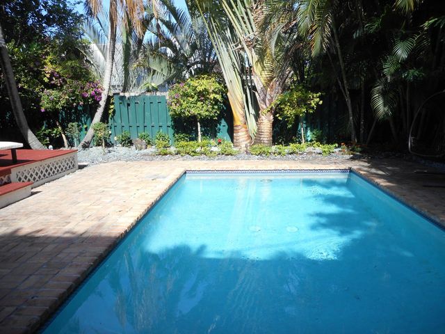600 Westwood Road, West Palm Beach, FL 33401