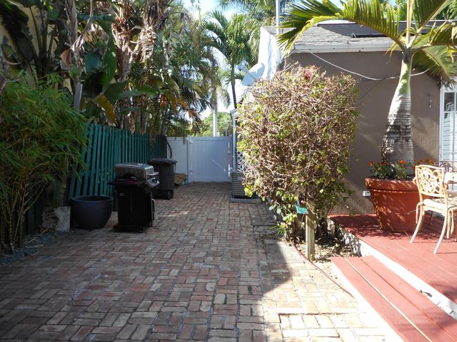 600 Westwood Road, West Palm Beach, FL 33401