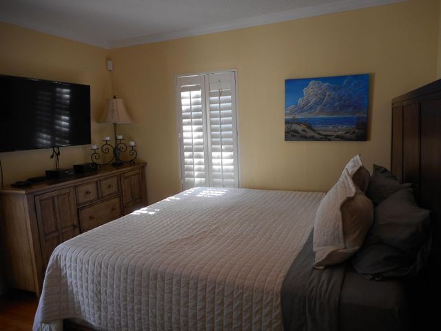 600 Westwood Road, West Palm Beach, FL 33401