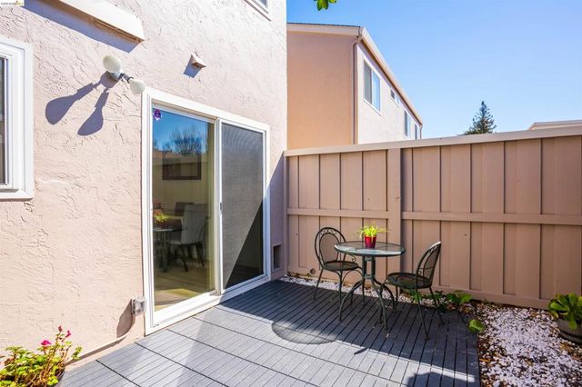 1260 Pine Creek Way I, Concord, CA 94520