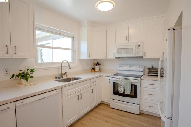 1260 Pine Creek Way I, Concord, CA 94520