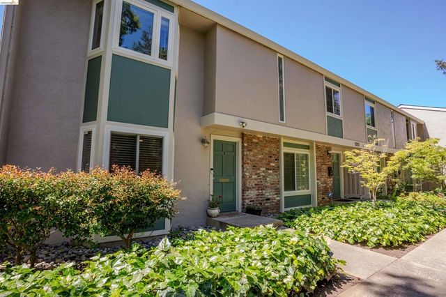 1260 Pine Creek Way I, Concord, CA 94520