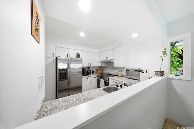 7007 Hawaii Kai Drive C16, Honolulu, HI 96825