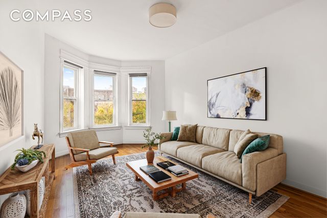 250 E 25th Street, New York City, NY 11226