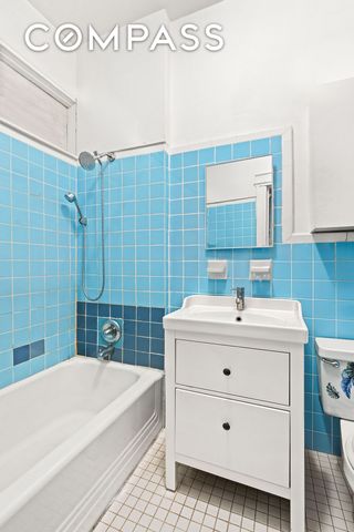 250 E 25th Street, New York City, NY 11226