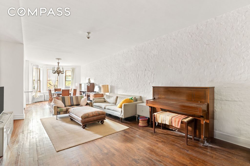 250 E 25th Street, New York City, NY 11226