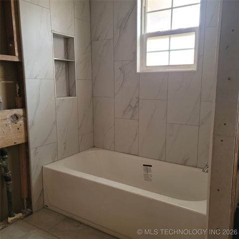 337 N Crabtree Road, Muskogee, OK 74403