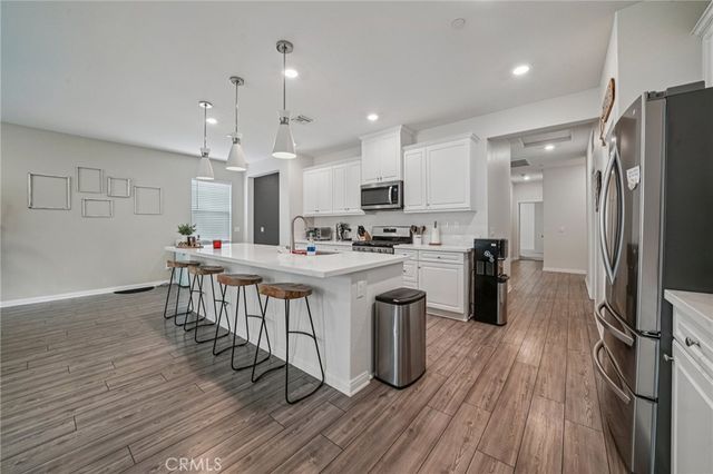 41018 Chambord, Lake Elsinore, CA 92532