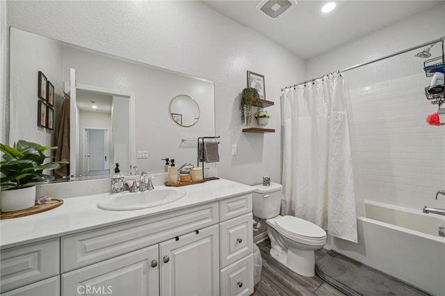 41018 Chambord, Lake Elsinore, CA 92532