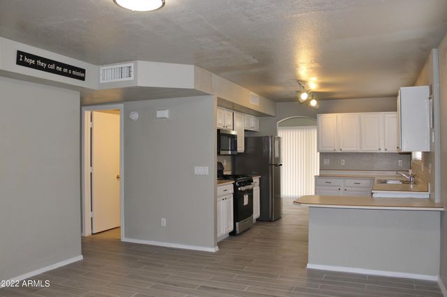 7430 W Eva Street, Peoria, AZ 85345