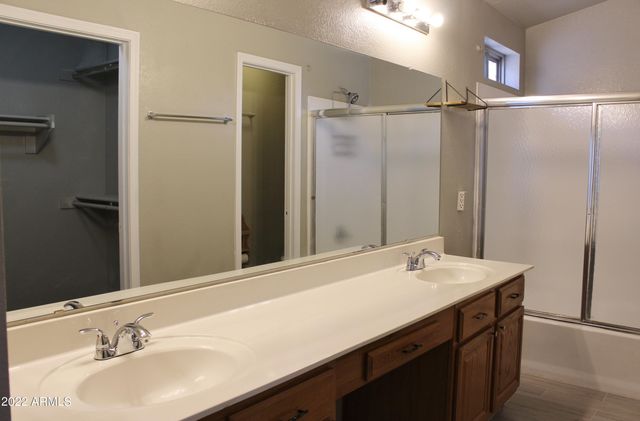 7430 W Eva Street, Peoria, AZ 85345