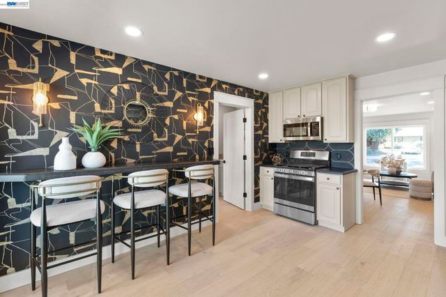 1766 1766 College Ave, Livermore, CA 94550