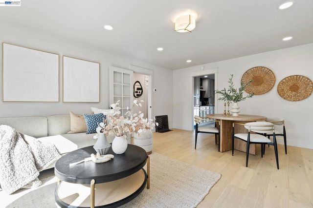 1766 1766 College Ave, Livermore, CA 94550