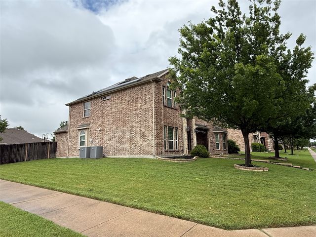 837 Danbury Drive, Desoto, TX 75115