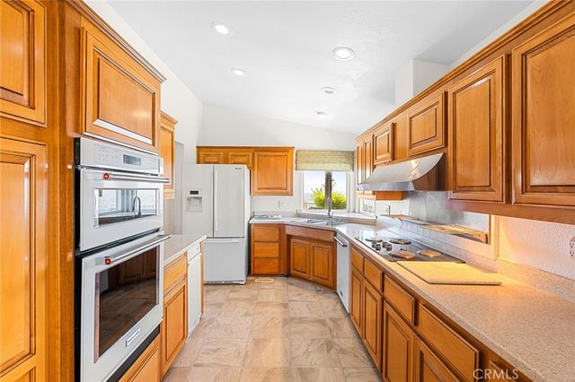 4040 E Piedmont 322, Highland, CA 92346
